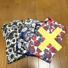 【おまとめ2点セット】花柄総柄スキニーパンツS,Mサイズ　古着
