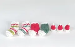 かぎ針編み サンタ帽子3個 ミニサイズ 靴下4個 ハンドメイド あみぐるみ
