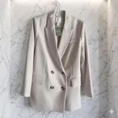 H&M ホワイト テーラードジャケット Sサイズ