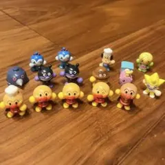 アンパンマン　びっくらたまご　15体