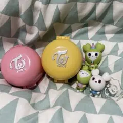TWICE ガチャガチャ LOVELYS