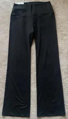 ウルトラストレッチエアリズム　UVカットフレアレギンス＋