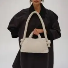 OLEND ショルダーバッグ アイボリー
