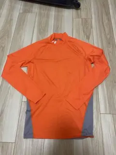 Under Armour アンダーシャツ 長袖シャツ オレンジ LGのサムネイル
