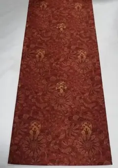 NEW】美品♡ ブラウン系 唐草模様 可愛いオリエンタル調 紬 正絹 小紋