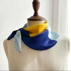 カラーブロックデザイン スカーフ バンダナ 青 黄色 白 シルク風