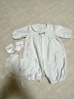 【美品】ベビー 退院着3点セット ホワイト セレモニースーツ 靴下・スタイ付き