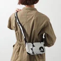 未使用 マリメッコ marimekko ニットミニショルダーバッグ ウニッコ