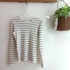 子供服　キッズ服　女の子　白とグレーのボーダー　長袖　薄手セーター