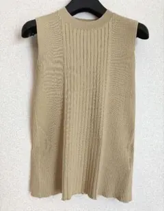 Te chichi ベージュ ノースリーブニット フリーサイズ