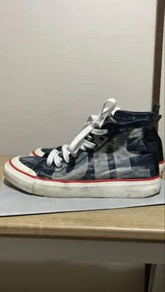 DIESEL ネイビー ハイカットスニーカー ロゴ入り