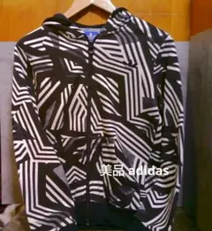美品❗️adidas ジップアップパーカー 白/黒