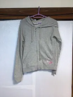 グレー フード付きパーカー Fサイズ　rady