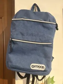 OUTDOOR ダークブルーリュック
