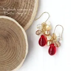 ✤チェコドロップとクリスタルのピアス(p-336)シャム G