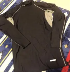 アンダーアーマーメタルコールドギアモック