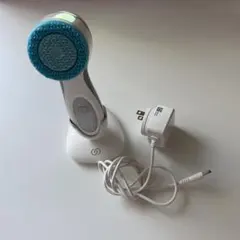 NUSKIN 美顔器 ホワイト/ブルー 充電器付き - メルカリ