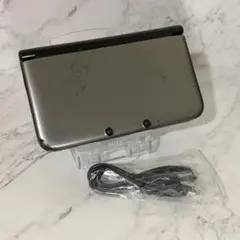 【動作品・付属品付き】ニンテンドー 3DS LL 本体 良品 シルバー ブラック