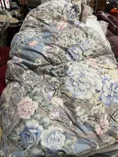 羽毛掛け布団 青系 花柄　スモールフェザー90% 1.6キロ