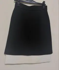 YOKO CHAN ヨーコチャン バイカラー スカート 38 ブラック ホワイトのサムネイル