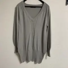 ミスティック　Vネック　ニット