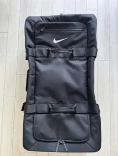 ナイキ　キャリーケースのサムネイル