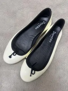 ＜repetto レペット＞バレエシューズ アイボリー サイズ39 エナメル
