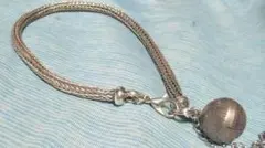 シルバー 編み込み ブレスレット アジャスター付き取り外し可能鈴付き