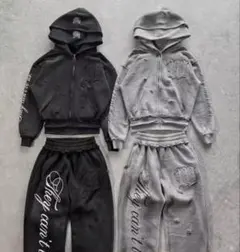 フード付きスウェットパーカー＆パンツセット