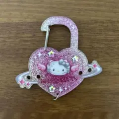 ハローキティ ハート型 カラビナ ストラップ - メルカリ