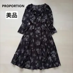 【美品】プロポーション　ボディドレッシング フラワーフロントギャザーワンピースのサムネイル