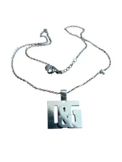 Different Necklace ジョージ ディファレント ネックレス - メルカリ
