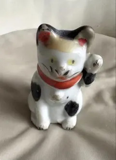 七宝 猫 置物 2体 花柄 金彩 ヴィンテージ インテリア - メルカリ