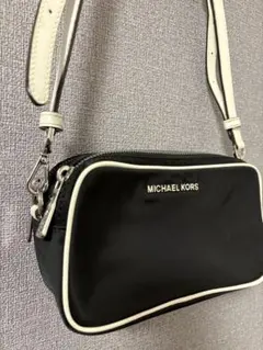 レア☆MICHEAL KORS/マイケルコース ショルダーバッグ 斜め掛け 黒白