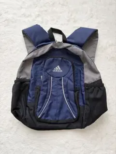 adidas ネイビーリュック