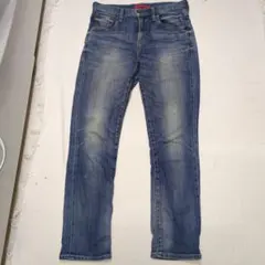 RED CARD スリムフィット ブルーデニム