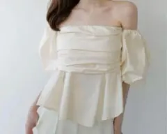 新品完売　maison celon chiffon tie blouse 新品 タグ付き【maison celon】chiffon tie blouse - メルカリ