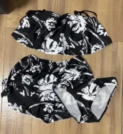 フリル付き黒白花柄水着 Mサイズ ビキニ
