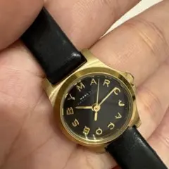 MARC BY MARC JACOBS 手巻き時計 MBM3280 黒レザー