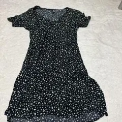 花柄黒ミニシャツワンピース XXSのサムネイル