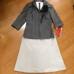 新品・ジャケット・スカート