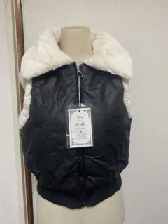 フード付き黒ジャケット Lサイズ