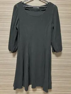 UNIVERSAL MUSE 黒 七分袖 Aラインワンピースのサムネイル
