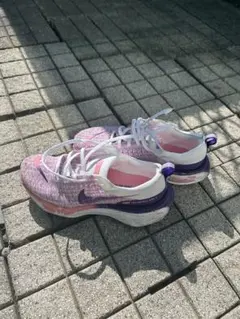 Item thumbnail for item 26f66601-396d-49f0-beaf-164ad57be605