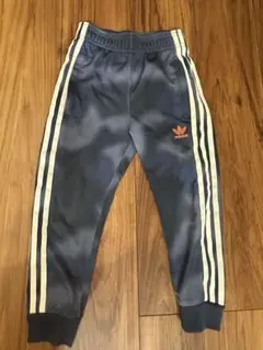 adidas ネイビー 長ズボン 110サイズ