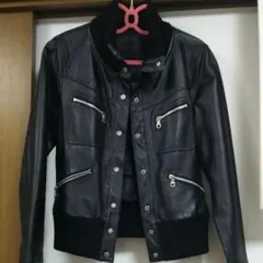 値下げ！コムサ・イズムレザージャケットのサムネイル