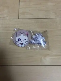 ME:I 飯田栞月　ぷっくりネームプレート　缶バッジ　セット