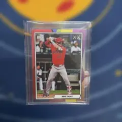 Topps KAWS マイク・トラウト　トレーディングカード