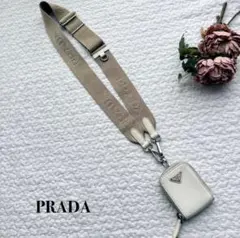 美品PRADA プラダ 三角ロゴ　サフィアーノレザー ショルダーバッグ ポーチのサムネイル