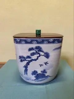 水指、祥瑞一重口、輪花蓋付、祥堂作 水指、祥瑞一重口、輪花蓋付、祥堂作